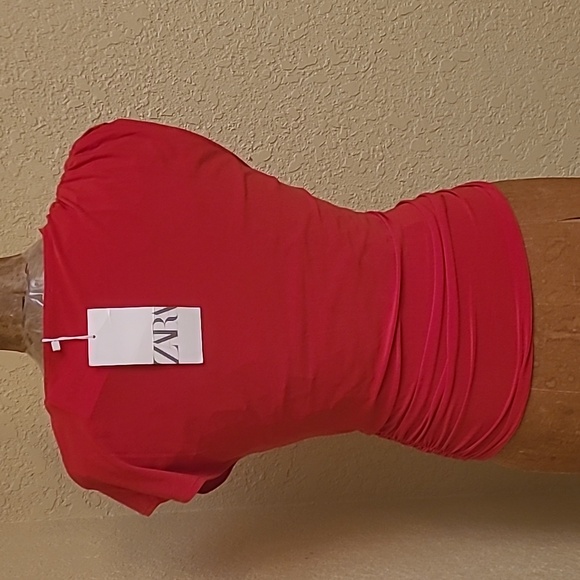 NWT WOMENS RED FAUX WRAP ZARA RUCHED BLOUSE TOP SIZE S - Picture 3 of 6